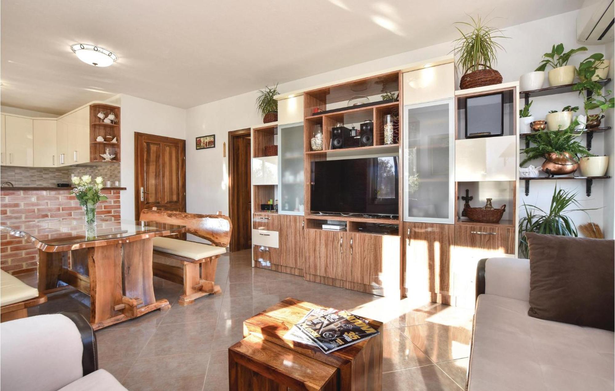 Lovely Home In Split With Jacuzzi Exteriér fotografie